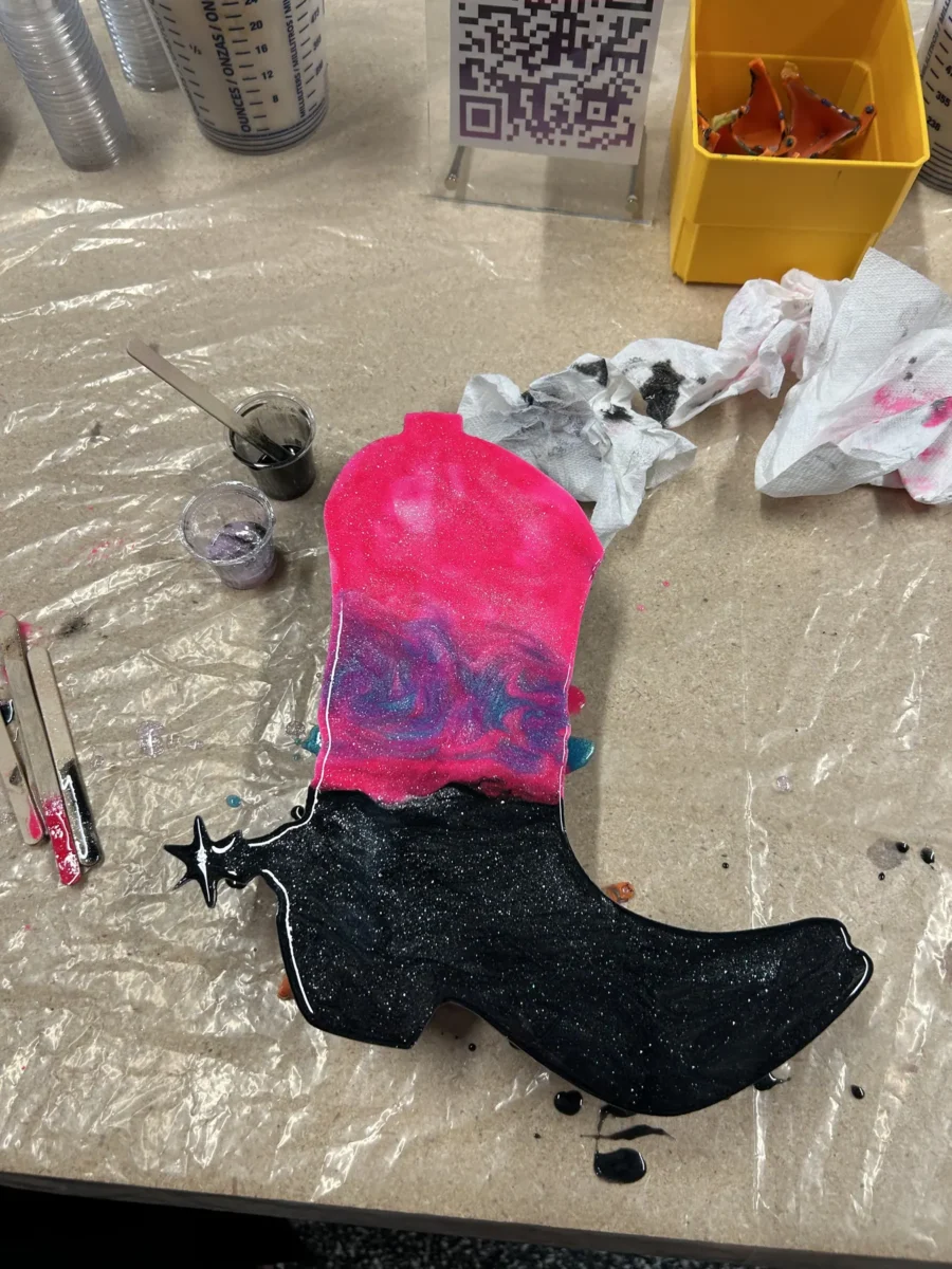 Boot cutout class piece
